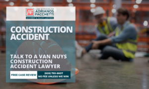 Abogado especializado en accidentes de construcción en Van Nuys. Imagen destacada que muestra a un trabajador lesionado en una obra de construcción con una oferta de revisión gratuita de su caso.